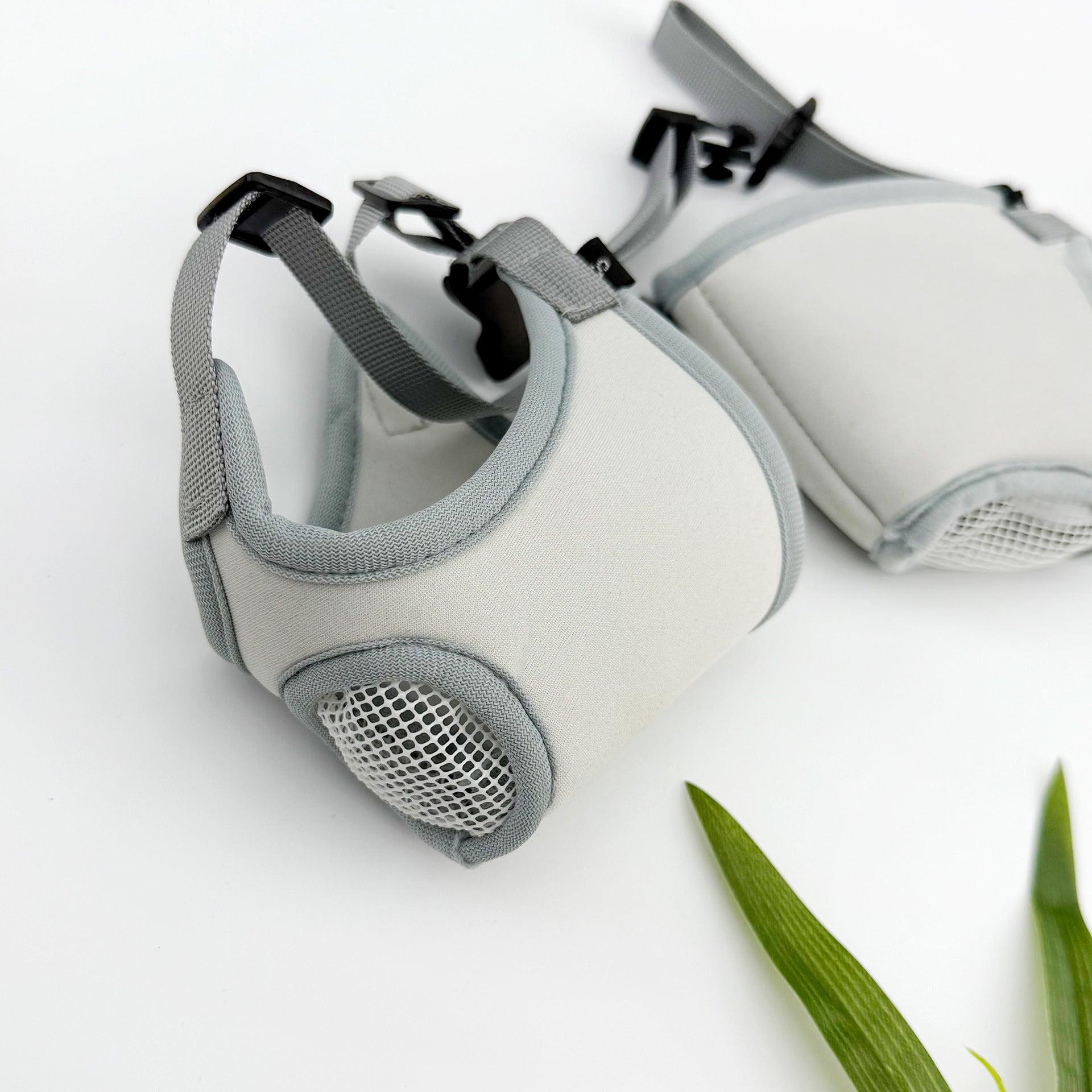 New Product Dog Muzzle To Prevent Biting, Prevent Accidental Eating, Prevent Licking After Surgery, Clean And Breathable Dog Mask Pet Supplies